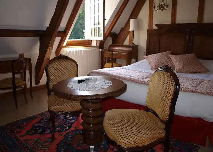 Hotel Domaine De La Ranconniere Et De Mathan Crépon